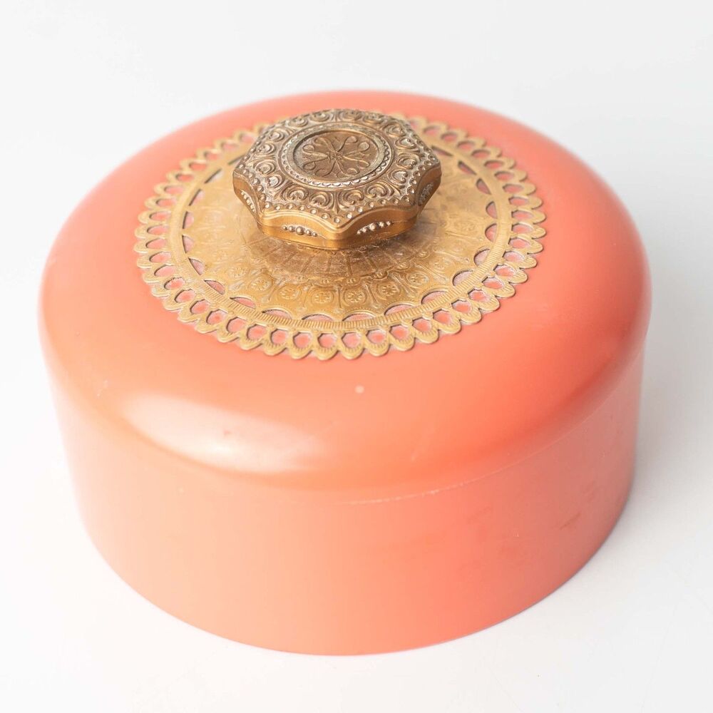 Vintage Avon Unforgettable Beauty Dust Powder Box Coral Gold Tone Vanity Contain